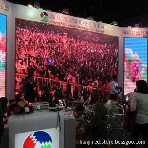LED Display/Screen/Sign with SMD 3-in-1and Color Temperature of 5,000 to 9,300K